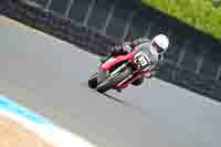 Vintage-motorcycle-club;eventdigitalimages;mallory-park;mallory-park-trackday-photographs;no-limits-trackdays;peter-wileman-photography;trackday-digital-images;trackday-photos;vmcc-festival-1000-bikes-photographs
